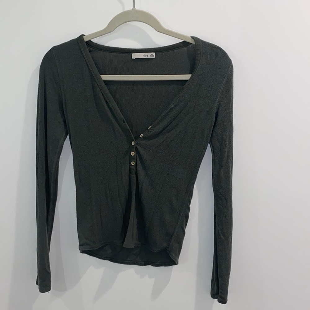 Aritzia Top